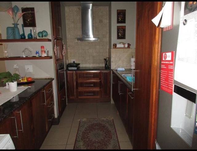 1 BEDROOM TOWNHOUSE FOR SALE IN RETIRE AT MIDSTREAM